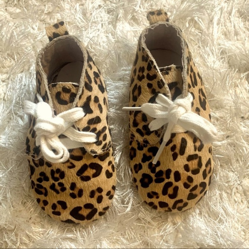 Leopard cheetah Leather and calf hair  shoe bootie